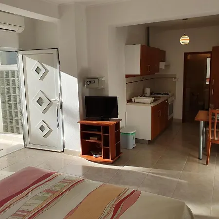 公寓 Lavanda Apartment *